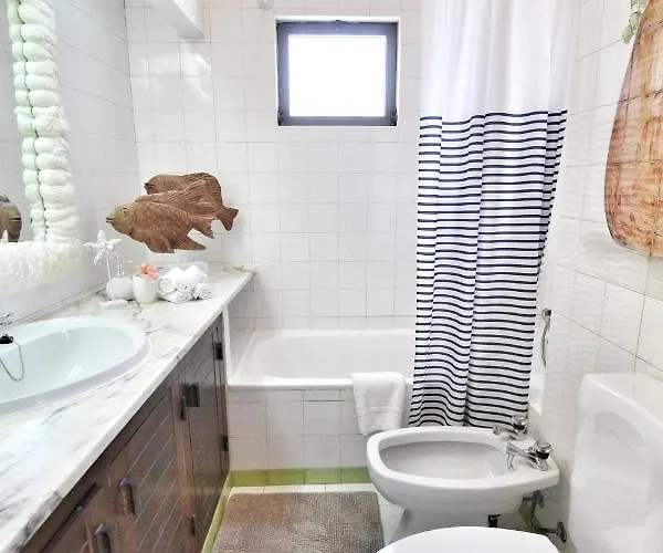 Casa vacanze T2 Near The C225