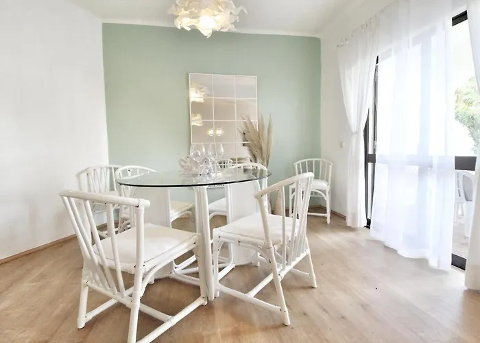 Casa vacanze T2 Near The C225 *