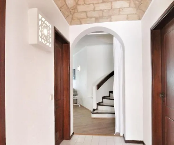 Casa vacanze T2 Near The C225 Porches (Algarve)